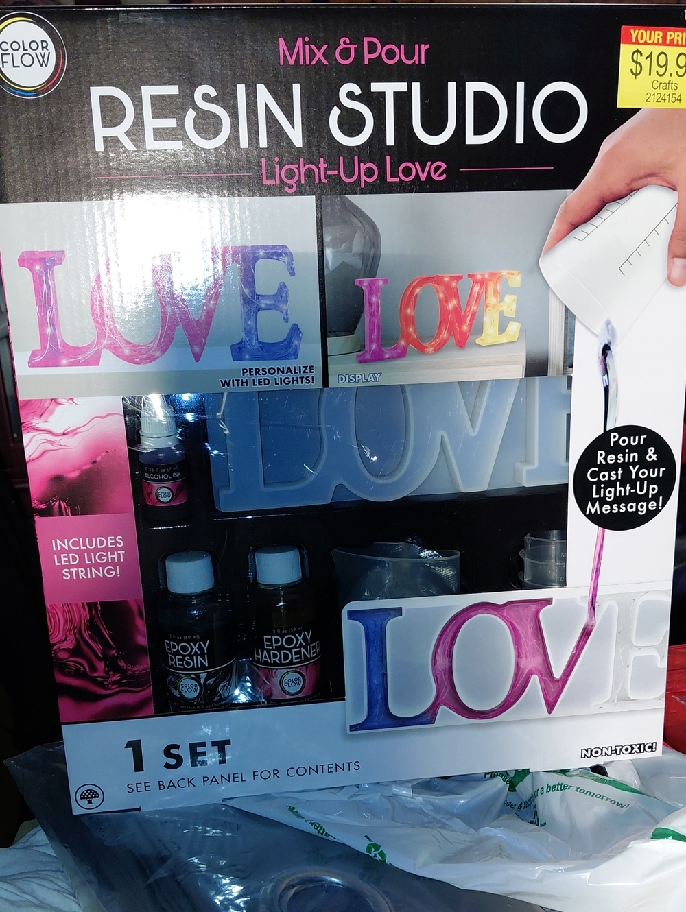 Resin Studio Light-Up Love - DIY Home Art Kit (Pink, Blue, Purple)